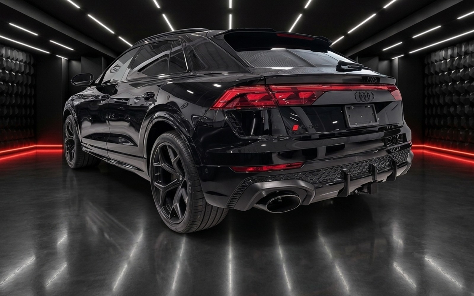 2026 Audi RS Q8 quattro photo 4